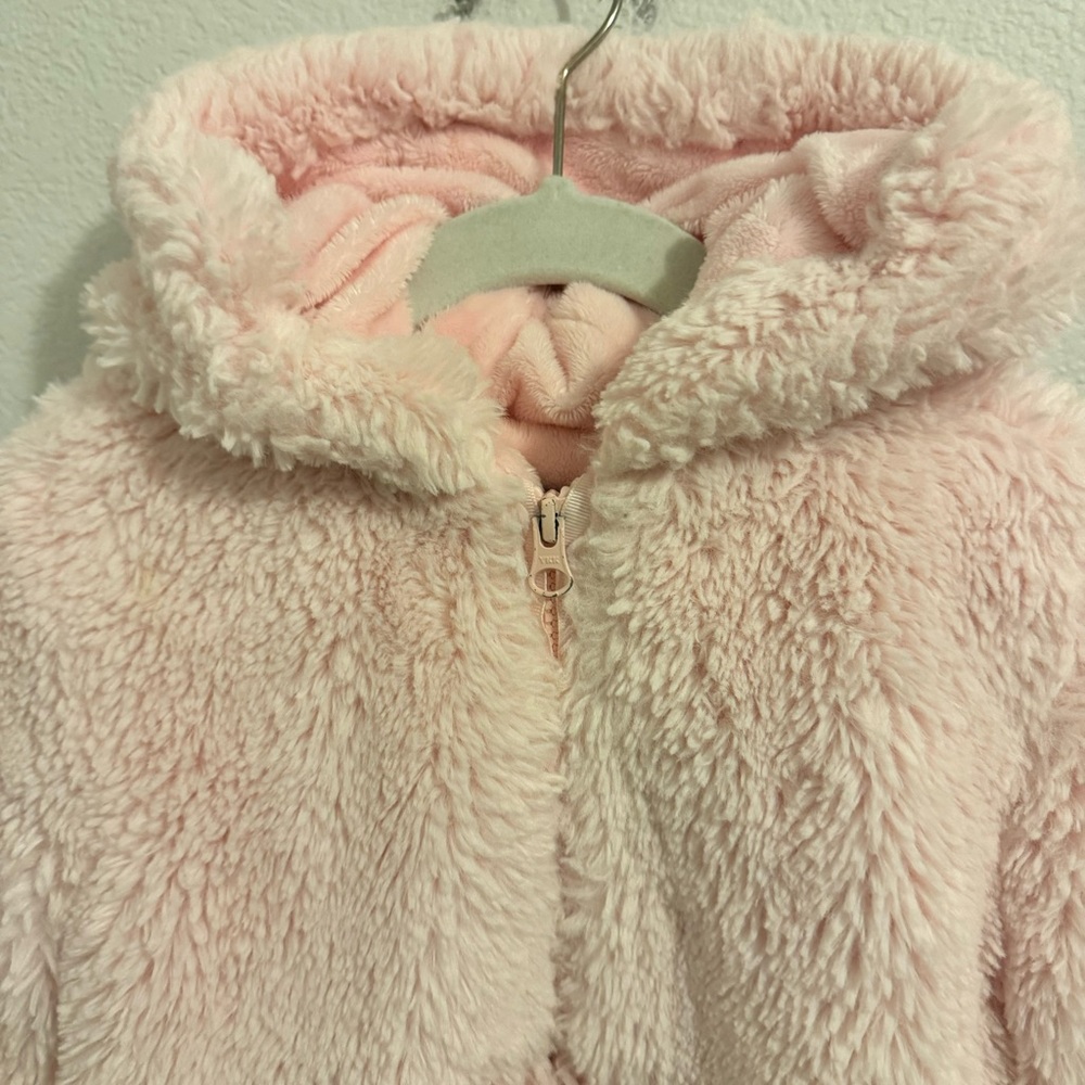 American Widgeon Faux Fur Hooded Swing Coat. Size Toddler 5. - Picture 5 of 13